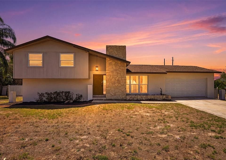 1st image of 721 VILLAGE PLACE