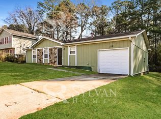 6142 Katherine Rd, Rex, GA 30273