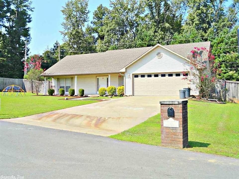 1st image of 33 Horton Hills Dr