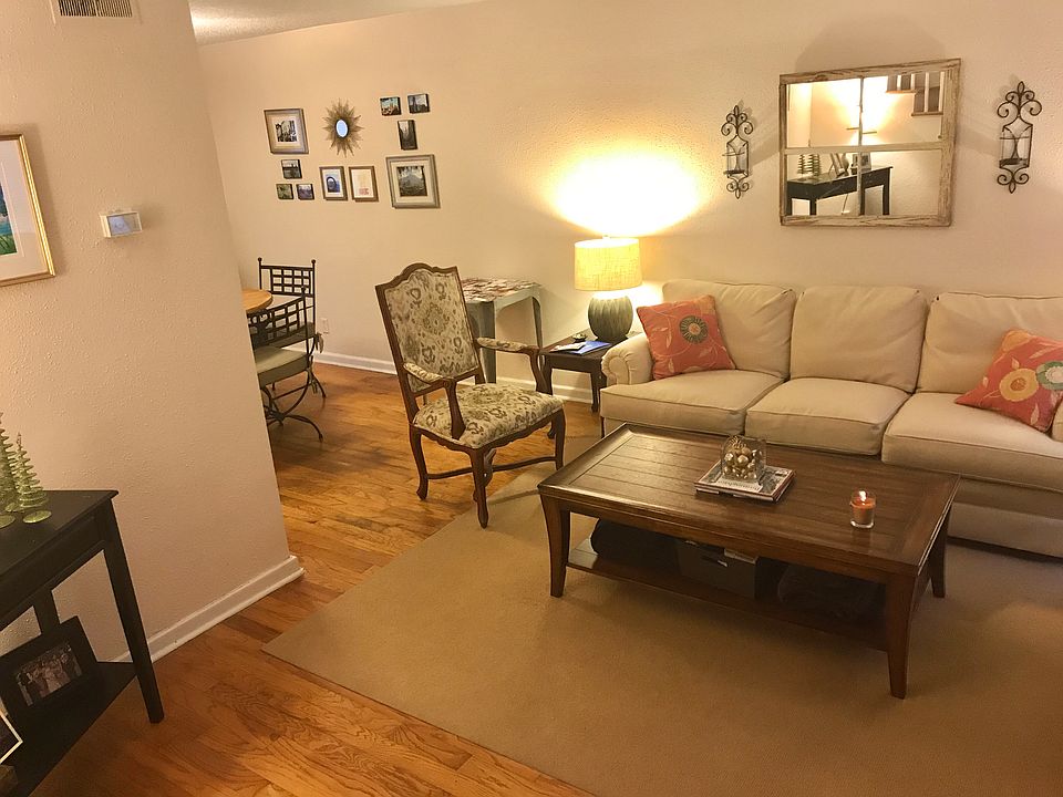 1st image of 1633 Valley Ave