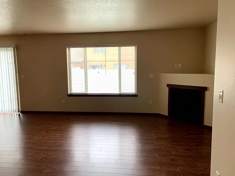 Columbia Villa & Cove — Photo 131