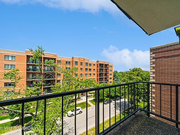 2nd image of 1623 Ashland Ave APT 5C