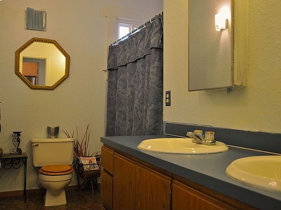 full bath main level