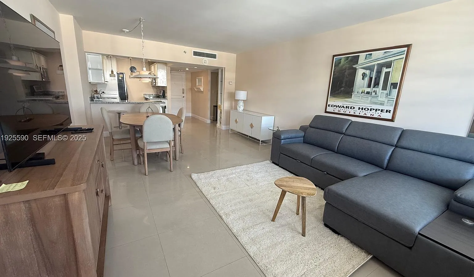 The Decoplage Condo — Photo 1