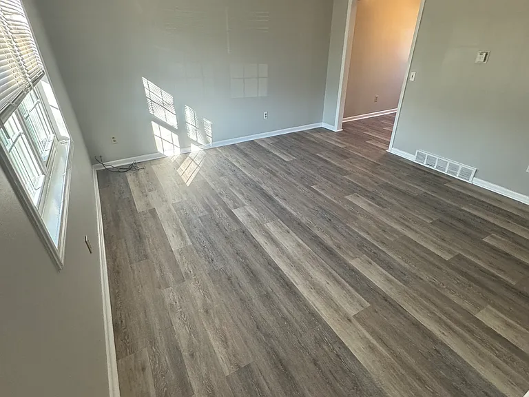 143 E Cheryl Ln — Photo 10
