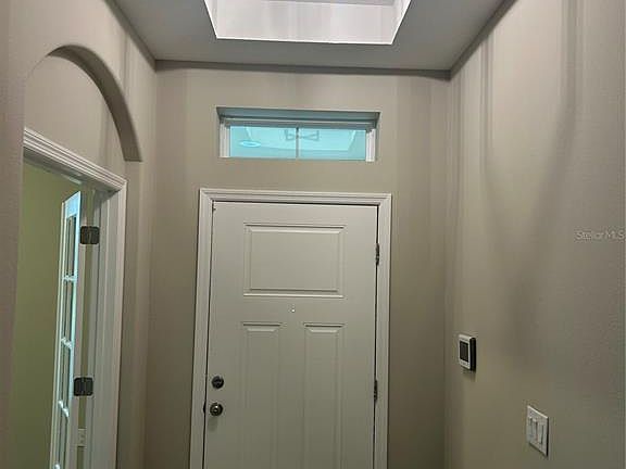 3rd image of 720 E VICTORIA TRAILS BOULEVARD