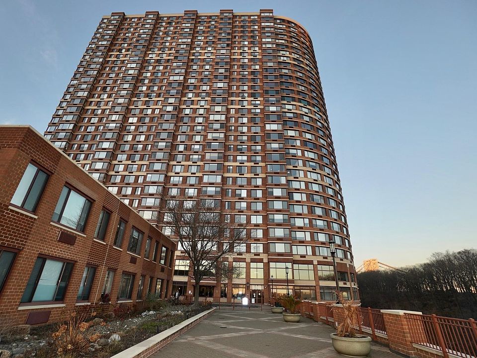 100 Old Palisade Rd Fort Lee NJ Zillow