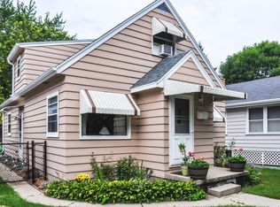 2321 S 77th St, West Allis, WI 53219