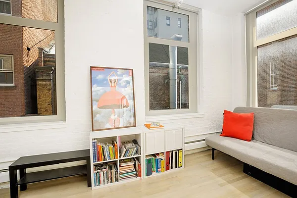 Sold by Skyward | media 3