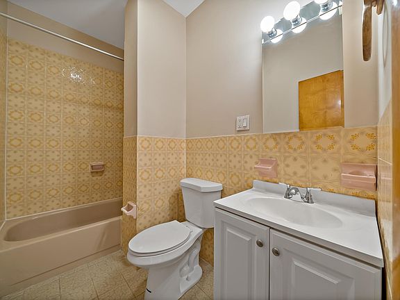 4th image of 1243 Snyder Ave Floor 1