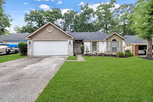 307 Coffee Bluff Villa Rd Photo 1