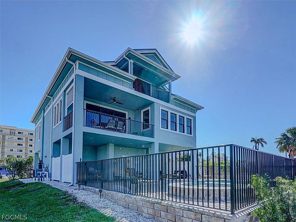 2nd image of 8327 Estero Blvd