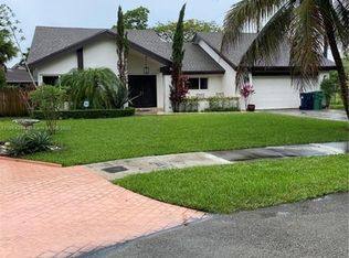 9241 SW 101st Ave, Miami, FL 33176