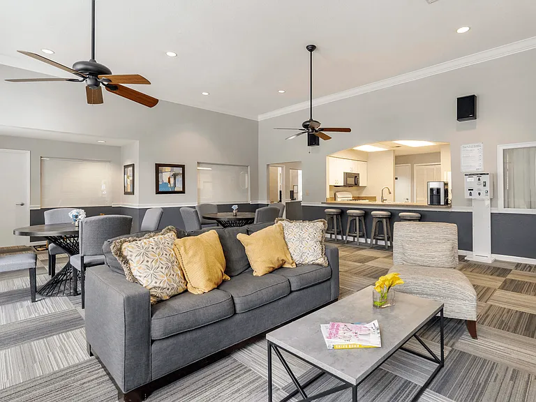 Waterford at Cypress Lake Apartments — Photo 8