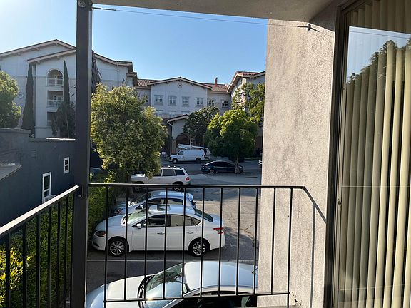 5th image of 470 E Angeleno Ave APT 116