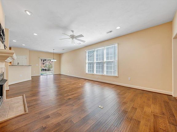 5th image of 1528 Innsbrooke Dr