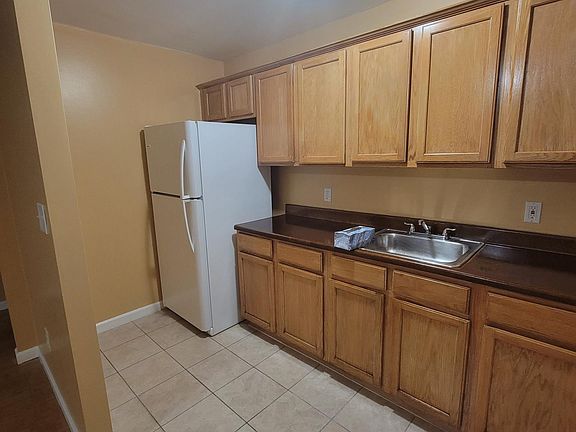 3rd image of 3555 Olinville Ave APT 2