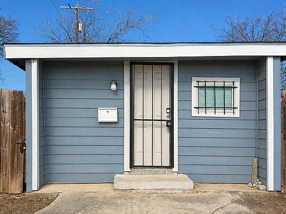 2nd image of 802 Alametos St #B