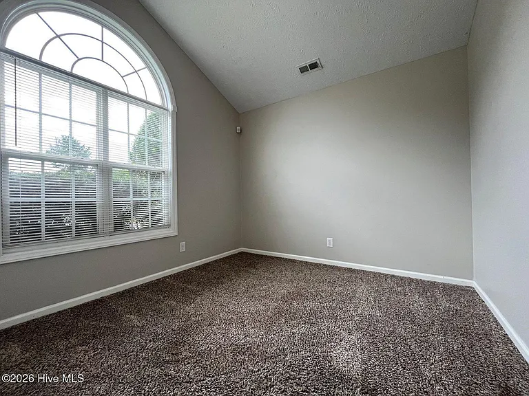 477 Northwoods Dr — Photo 17