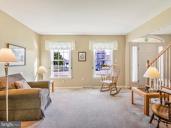 5th image of 509 Florin Ave