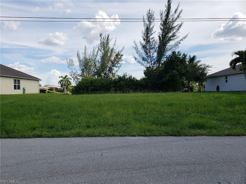 1st image of 436 SE 13th Ter