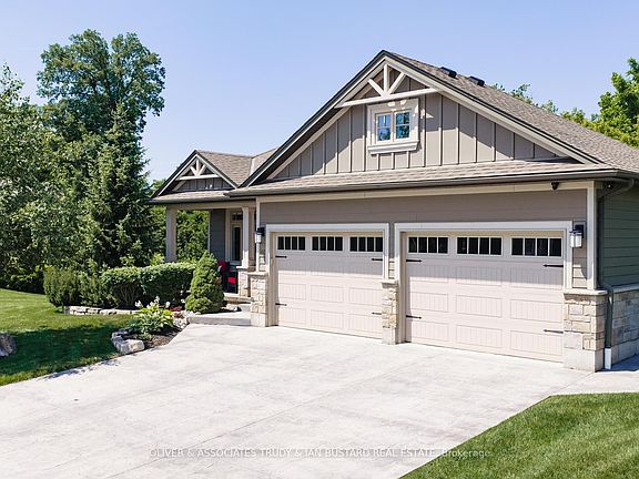 2nd image of 46 Erin Pl