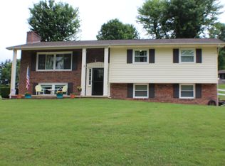 5708 Aztec Dr, Kingsport, TN 37664