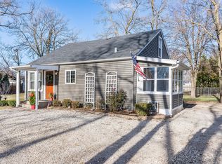 228 Westmore Meyers Rd, Lombard, IL 60148