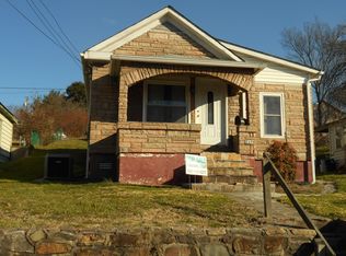 537 N Alleghany Ave, Covington, VA 24426