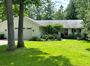 201 Rising Fawn Trl, Roscommon, MI 48653