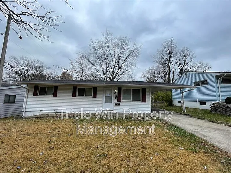 1654 Mowbry Ln — Photo 1