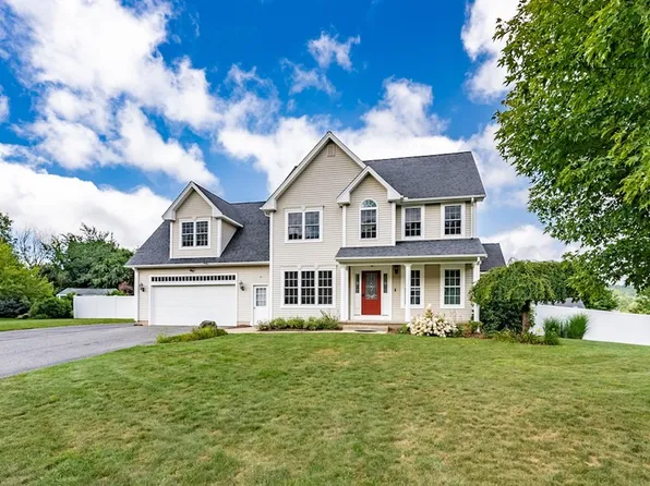 10 Heritage Ln, Monson, MA 01057