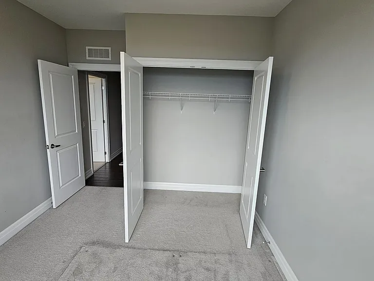 1878 Gordon St #506 — Photo 34