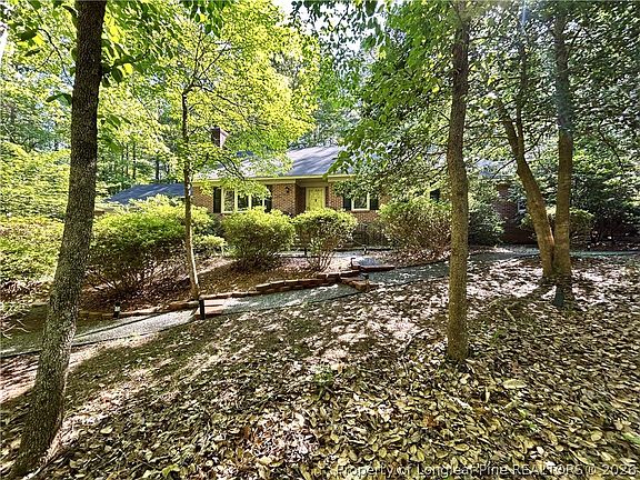 3rd image of 1963 Wedgewood Dr
