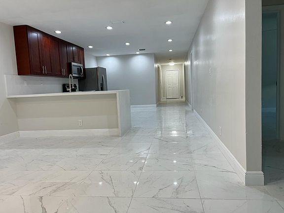 4th image of 7801-7803 NW 70th Ct