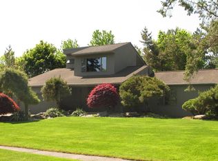 17 Dubiel Dr, Worcester, MA 01609