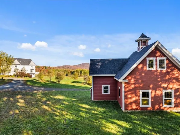 400 Green Bay Loop, Peacham, VT 05862