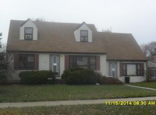 8750 New England Ave, Oak Lawn, IL