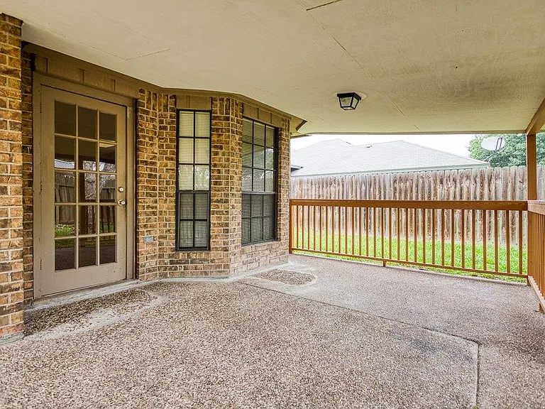 2322 Willow Dr — Photo 36