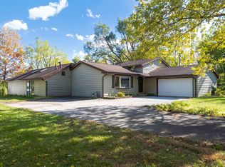 28465 S Western Ave, Beecher, IL 60401