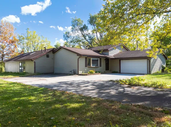 28465 S Western Ave, Beecher, IL 60401