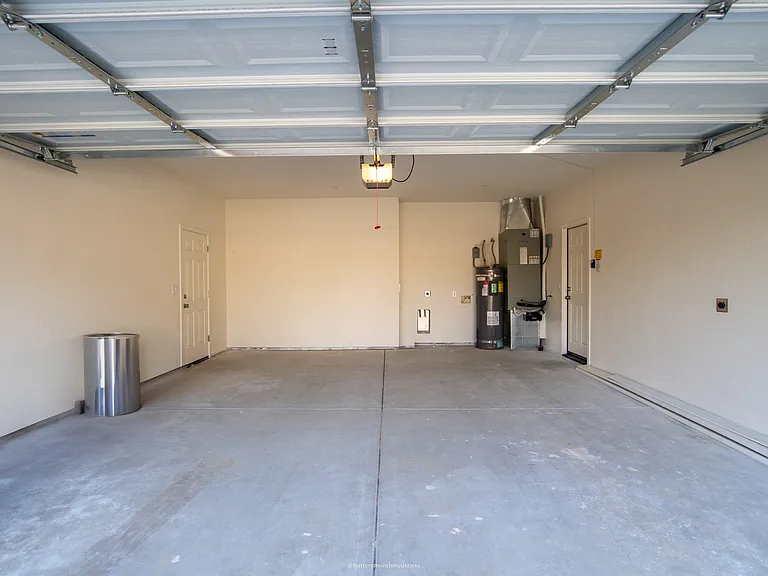 923 S Lee Ave — Photo 9