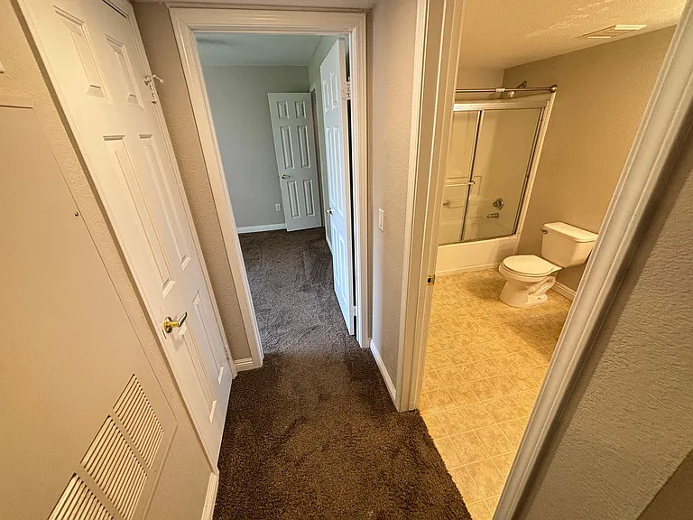 231 W Horizon Ridge Pkwy #124 — Photo 11