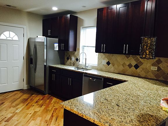 4th image of 8609 Trumbull Ave #1