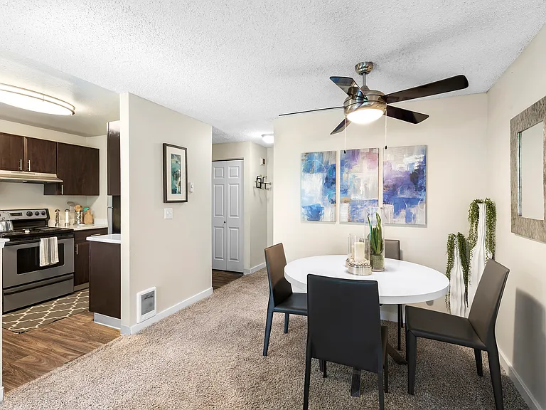 Encore Apartments & Homes — Photo 7