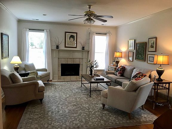 2nd image of 9890 Brooke Cir