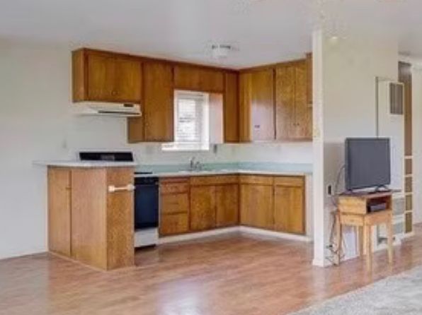 1708 Camino Del Oro