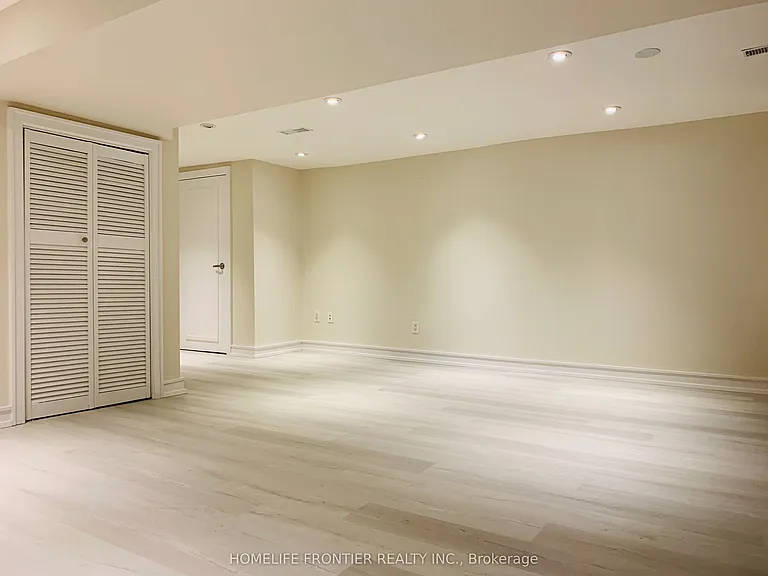 38 Henderson Ave — Photo 2