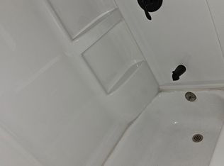 101 W Main Ave #4, Rockford, IA 50468