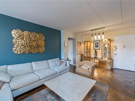 5th image of 1101 Midland Ave APT 336